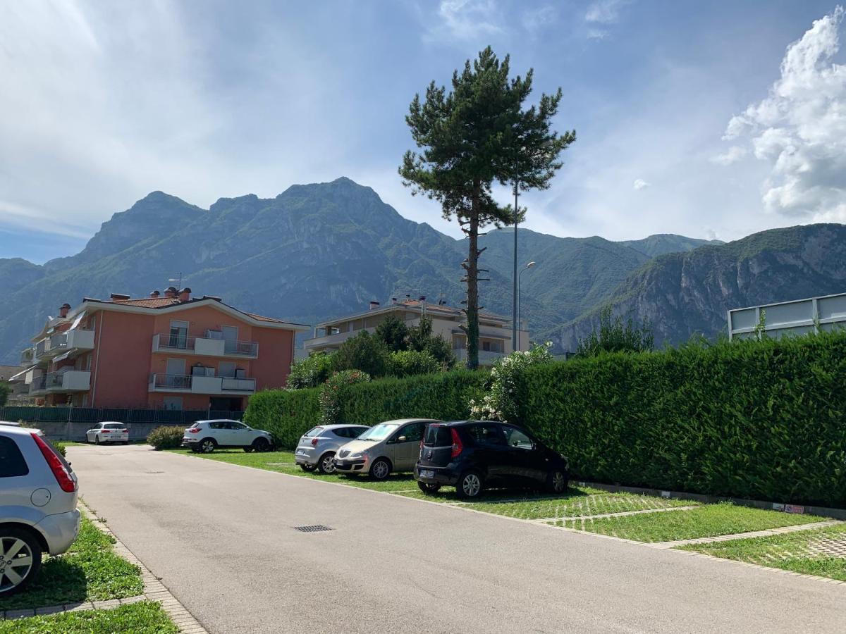 Appartamento Ivonn Con Giardino Riva del Garda Exterior photo